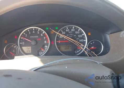 2005 Nissan Pathfinder Xe z USA, uszkodzony, nr VIN 5N1AR18W05C767020